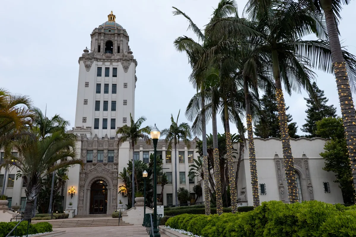 El LAUSD enfrenta investigación federal por reasignación de maestros con acusaciones de conducta sexual
