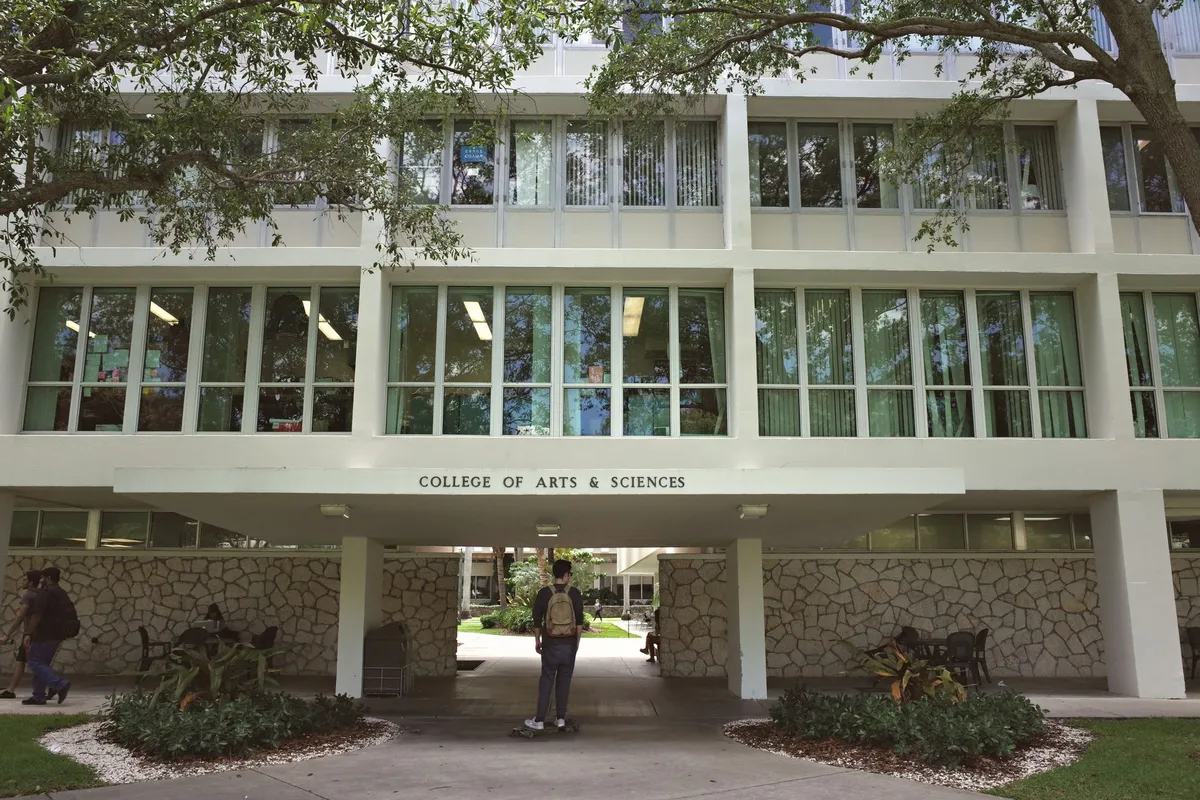 Organizaciones de educación superior se oponen a la restricción de Florida para estudiantes indocumentados