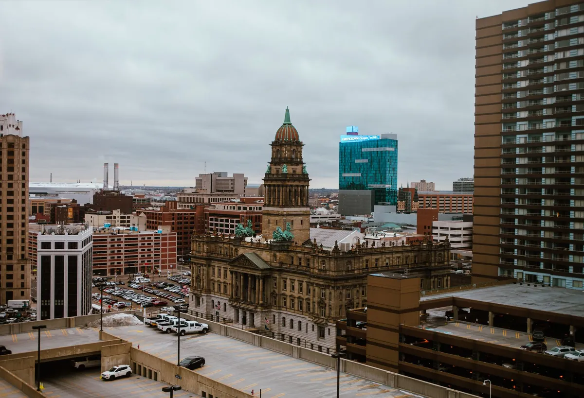 Un juez federal suspende temporalmente la ley de Iowa sobre arresto de migrantes