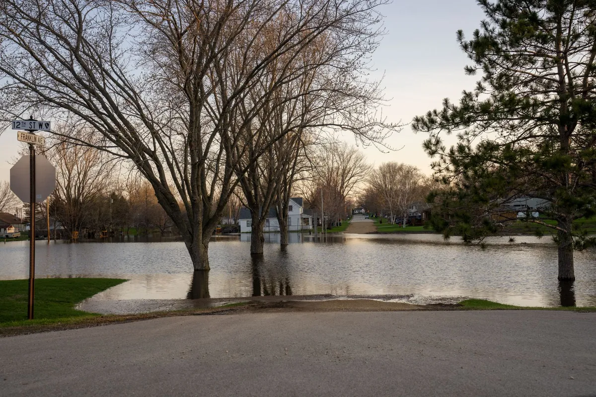 Inundaciones en Indiana dejan al menos cinco personas fallecidas