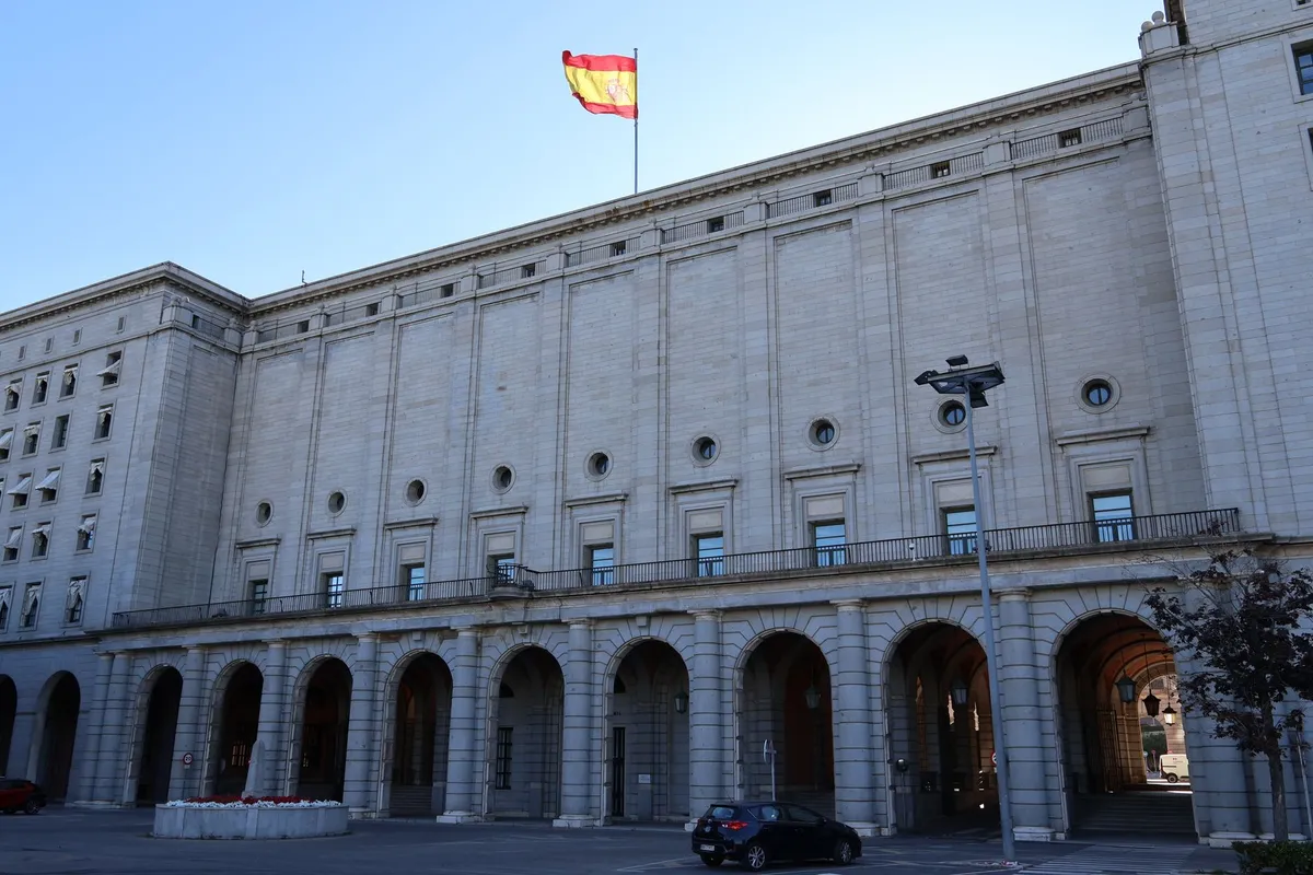 España y el derecho internacional: solidaridad y gobierno progresista, 2023-2026