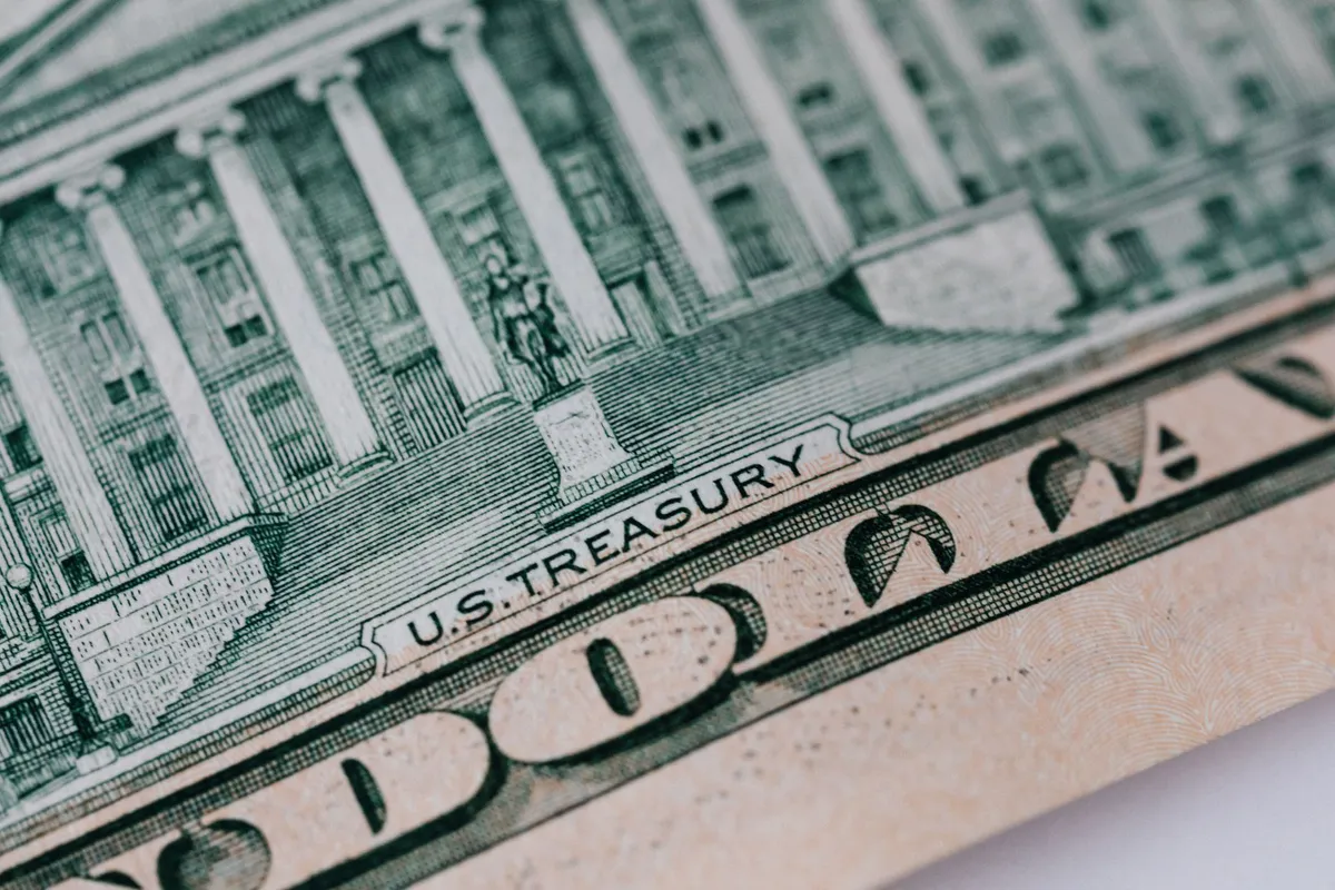 El bono del Tesoro de EEUU a 10 años vuelve al 5% por primera vez desde 2023