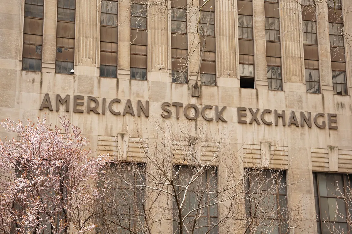 Wall Street modera ganancias ante el repunte de los rendimientos del Tesoro