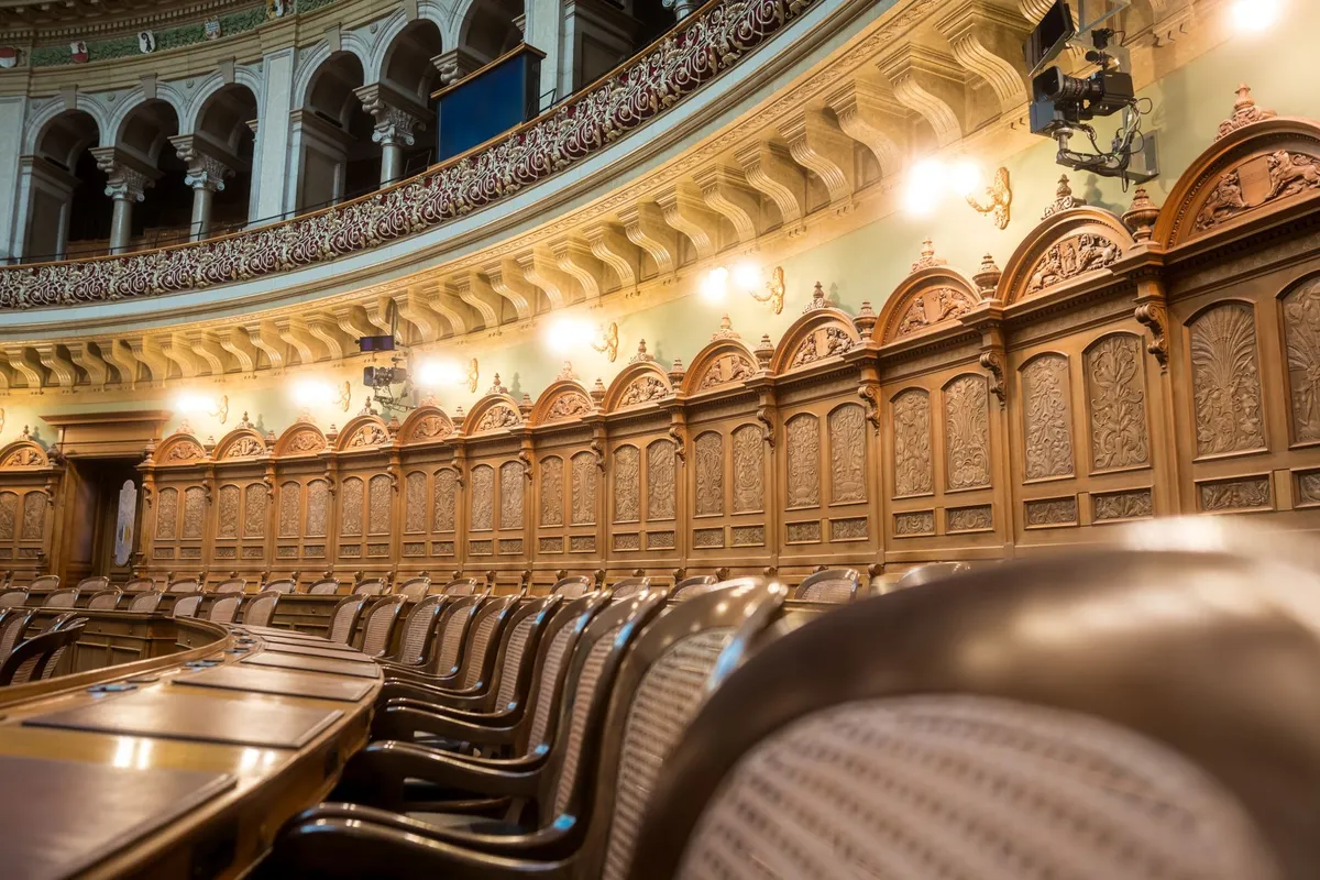 Seis candidatos aspiran a tres curules en el consejo municipal de Los Gatos