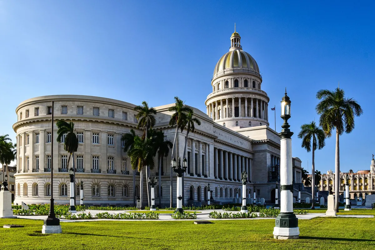 Cuba redefine su vínculo con Venezuela: de aliado a "país amigo"