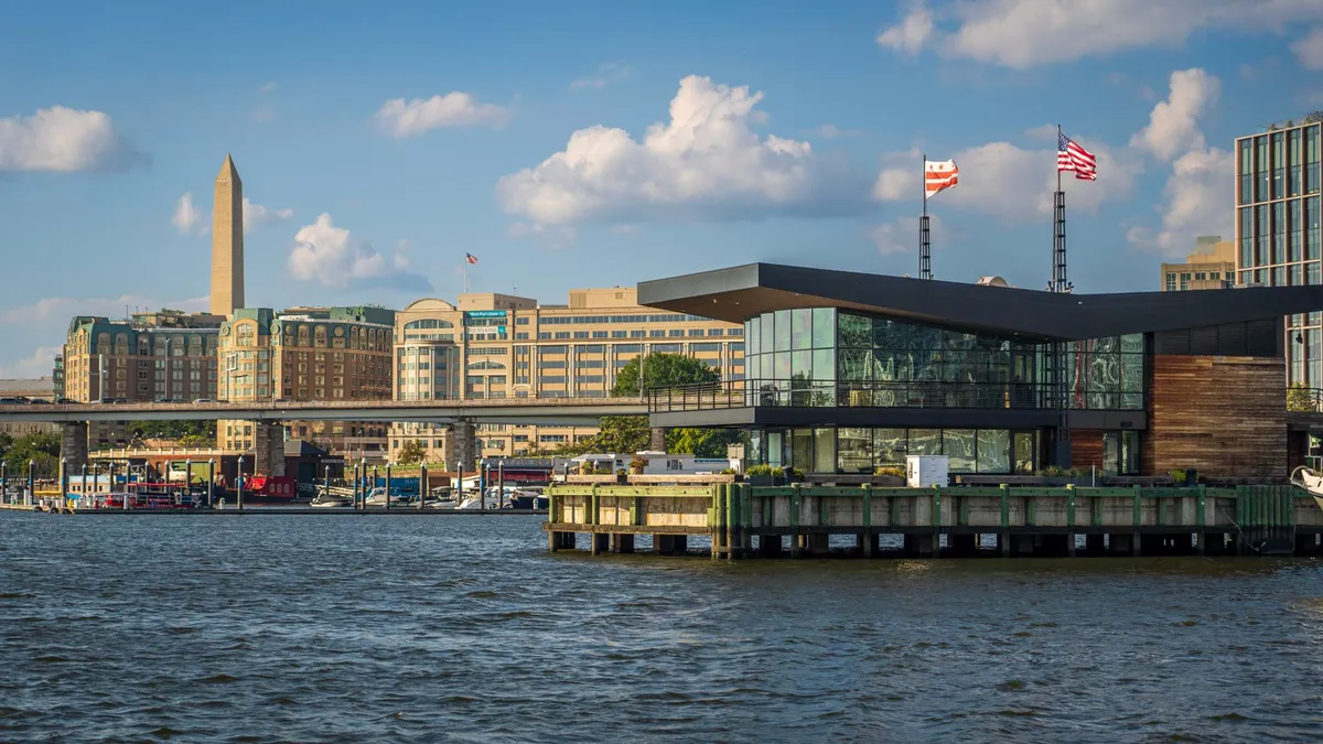 Embajador de Honduras en EE. UU. aborda el futuro del TPS para ciudadanos hondureños