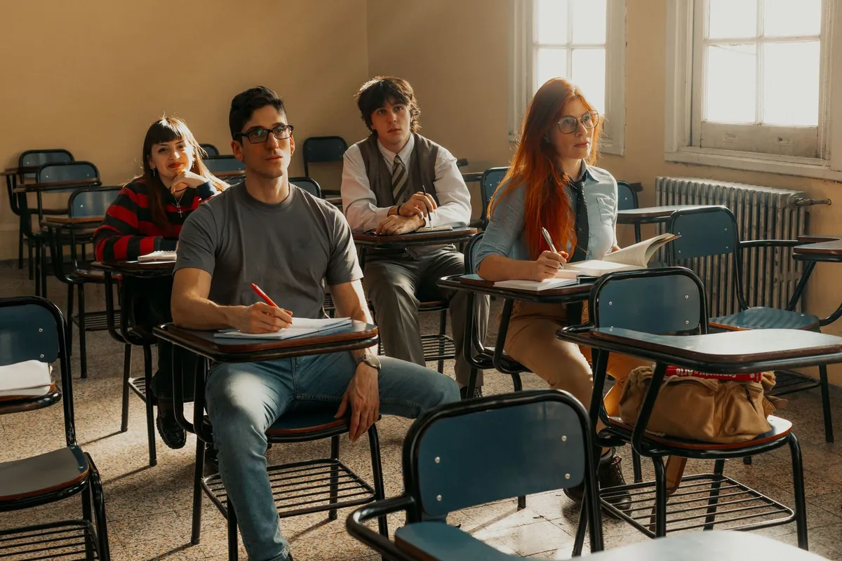 Estudiantes chilenos protestan contra posibles recortes a la educación propuestos por Kast