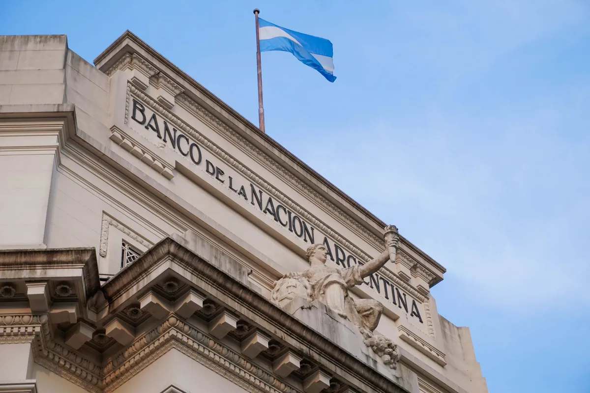Argentina obtiene créditos internacionales por US$ 530 millones para tres provincias y ARCA