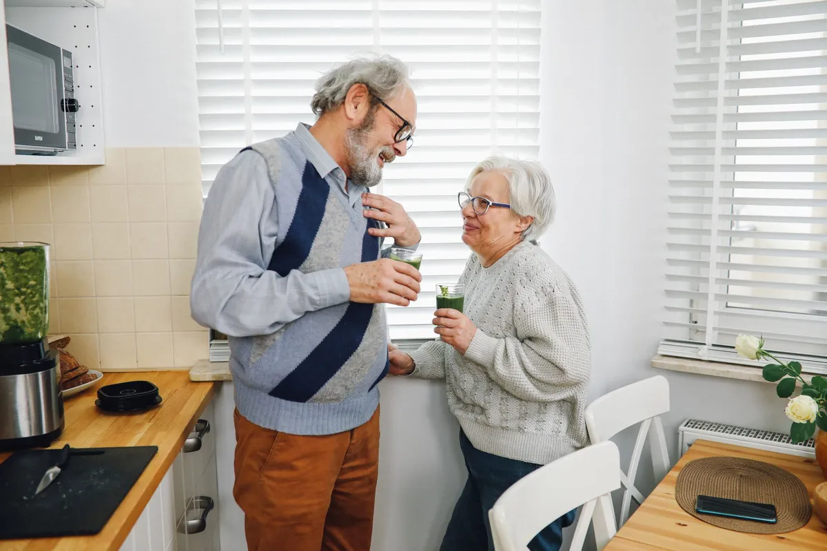Las Aulas de la Tercera Edad de Elda abren el curso con una lección sobre nutrición inteligente
