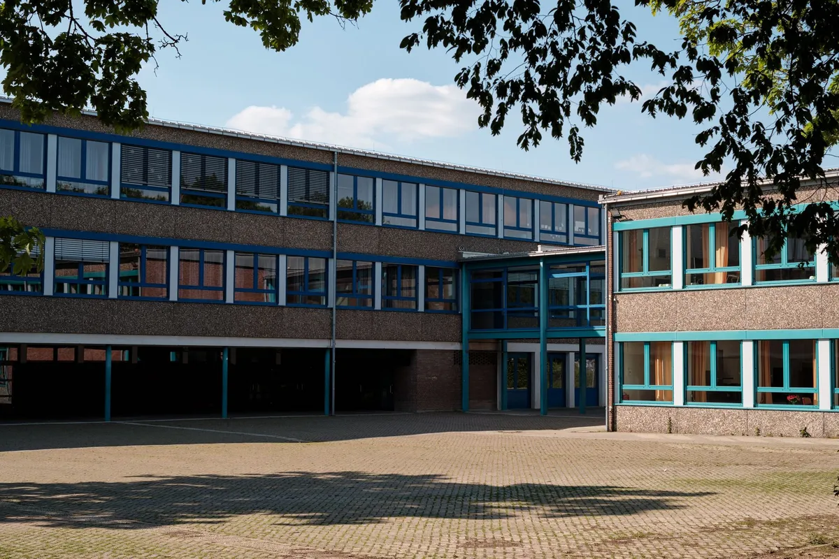 Tres menores y una persona docente mueren en un tiroteo en una escuela primaria de Bend, Oregón