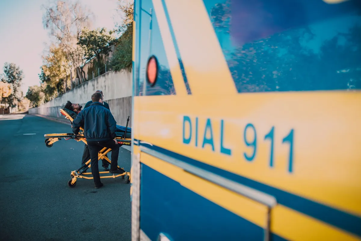Salud de Chiapas asegura atención médica a los lesionados en un accidente carretero