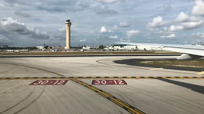 Reporte revela que avión accidentado en Miami viajaba a 327 km/h antes del impacto