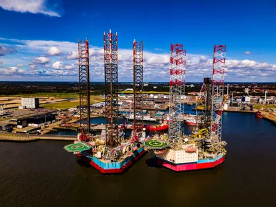El huracán Isaías reduce más del 60 % la producción diaria de petróleo en el Golfo de México