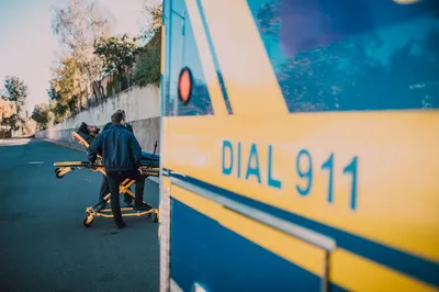 Salud de Chiapas asegura atención médica a los lesionados en un accidente carretero