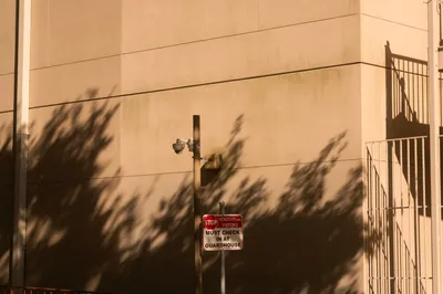 Hallan muerto a un inmigrante mexicano bajo custodia de ICE en un centro de detención de Laredo, Texas