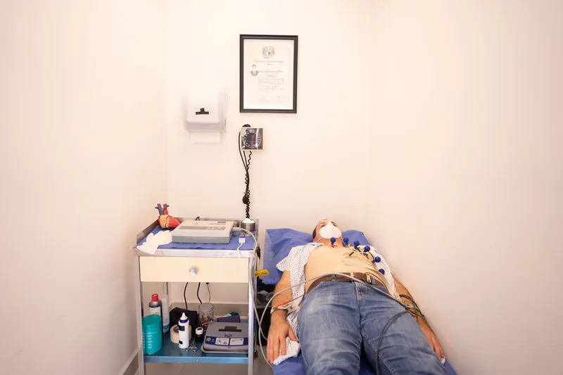 Miguelito Barraza se somete a una prueba médica tras describir sensación de inestabilidad, según Trome